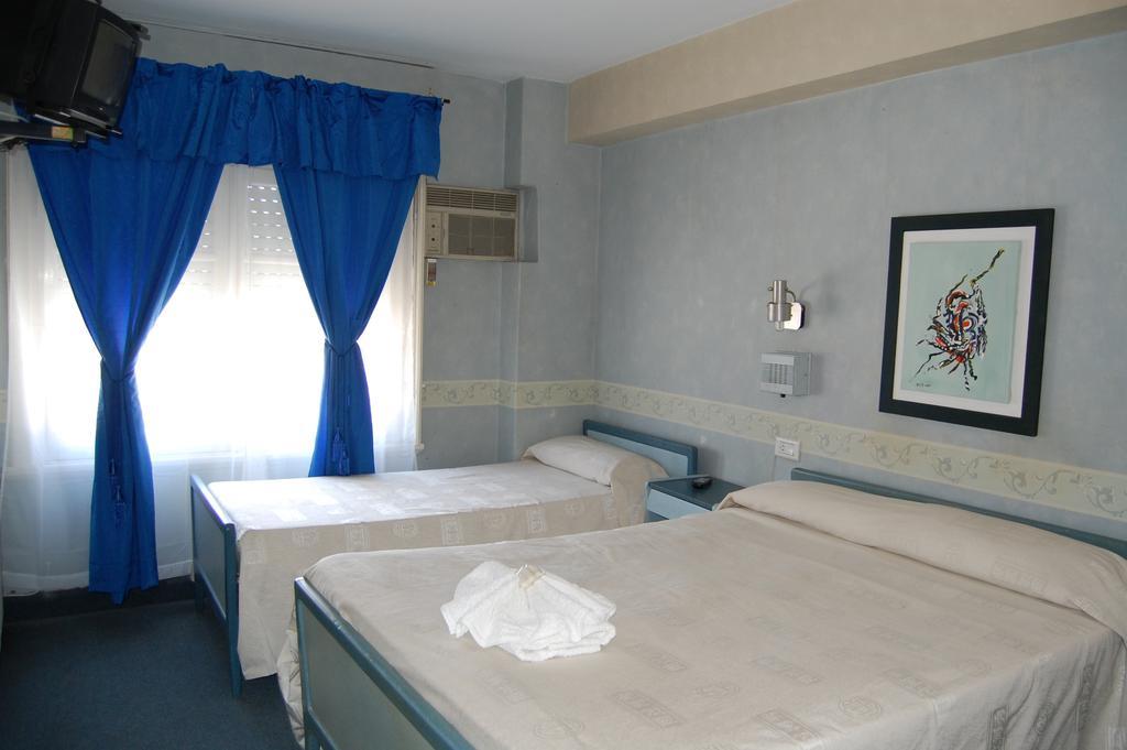 Monte Carlo Hotel Villa Carlos Paz Pokój zdjęcie
